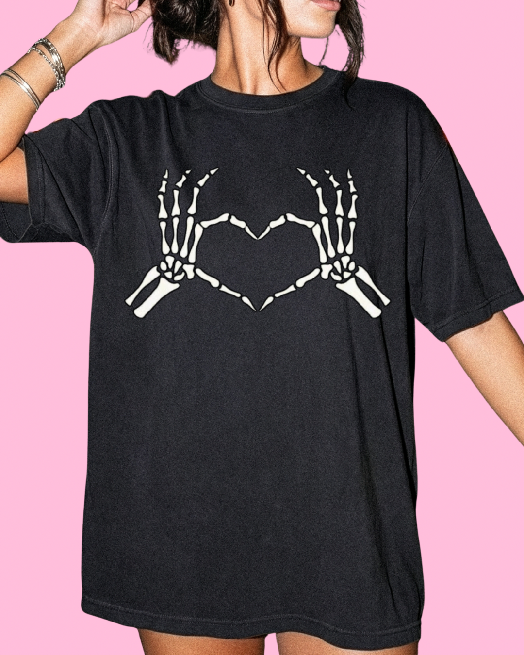 SKELLY HEART HANDS
