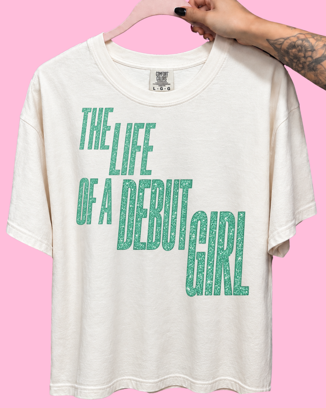 THE LIFE OF A DEBUT GIRL